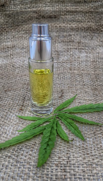 SIMPLEMENT ILLÉGAL | CANAPA