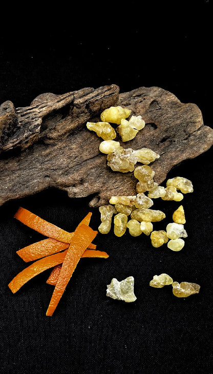 CONFESSIONAL | INCENSO E LEGNI